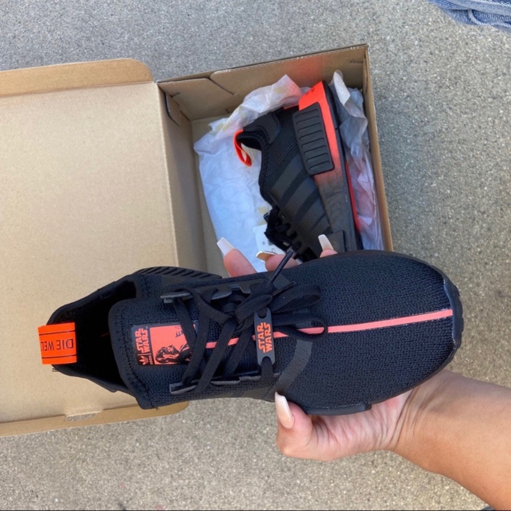 ADIDAS NMD STARWARS MENS SZ 8,8.5,9,.95,10,10.5,11 - Picture 6 of 9